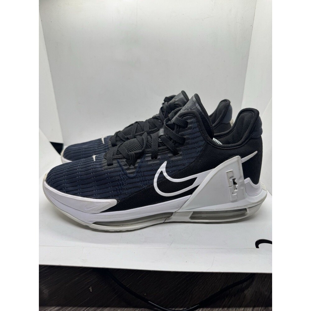 Nike Lebron Witness 6 Mens 11 Black Sneakers Shoes CZ4052 002